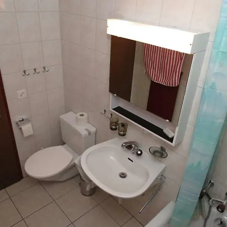 Appartement Clabina 28 *